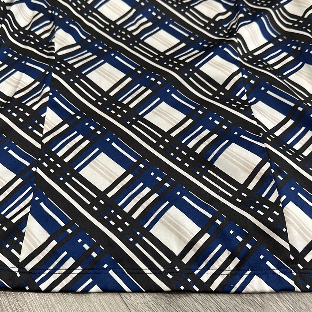 Ann Taylor Sleeveless Checkered Plaid Blouse Shirt Women’s Medium Blue White - Picture 4 of 6